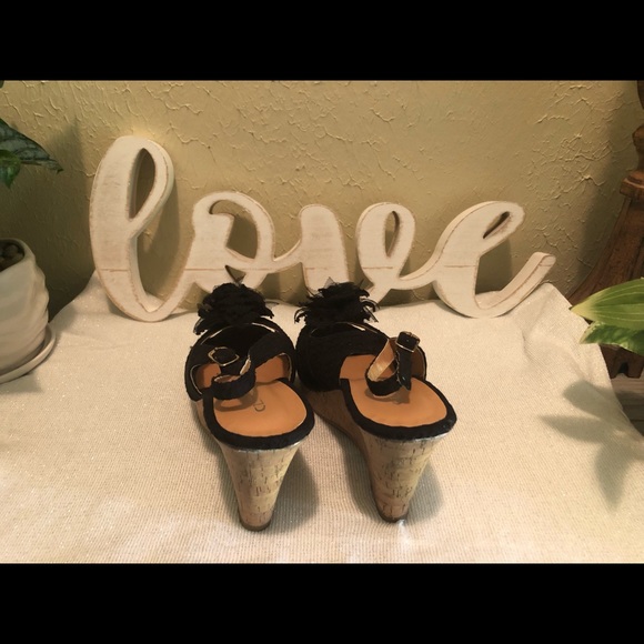 Black wedge heels - Picture 6 of 7